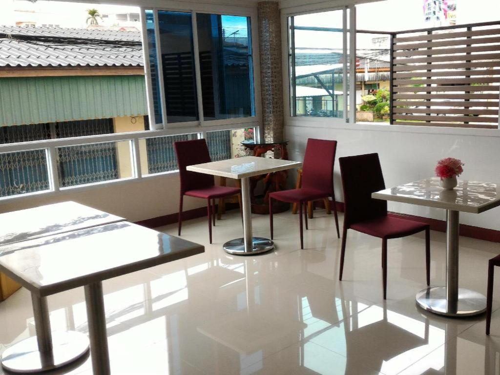 טראנג V-House Hotel מראה חיצוני תמונה