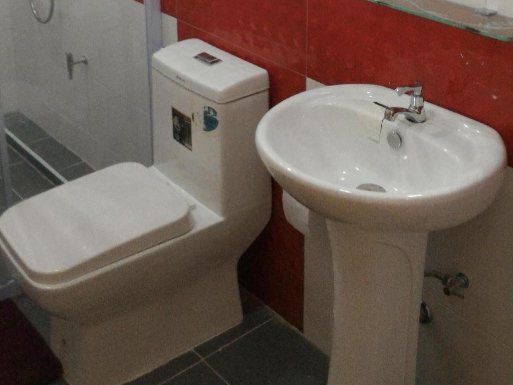 טראנג V-House Hotel מראה חיצוני תמונה