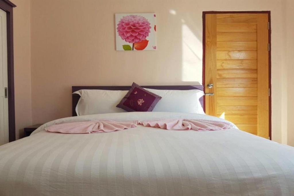 טראנג V-House Hotel מראה חיצוני תמונה