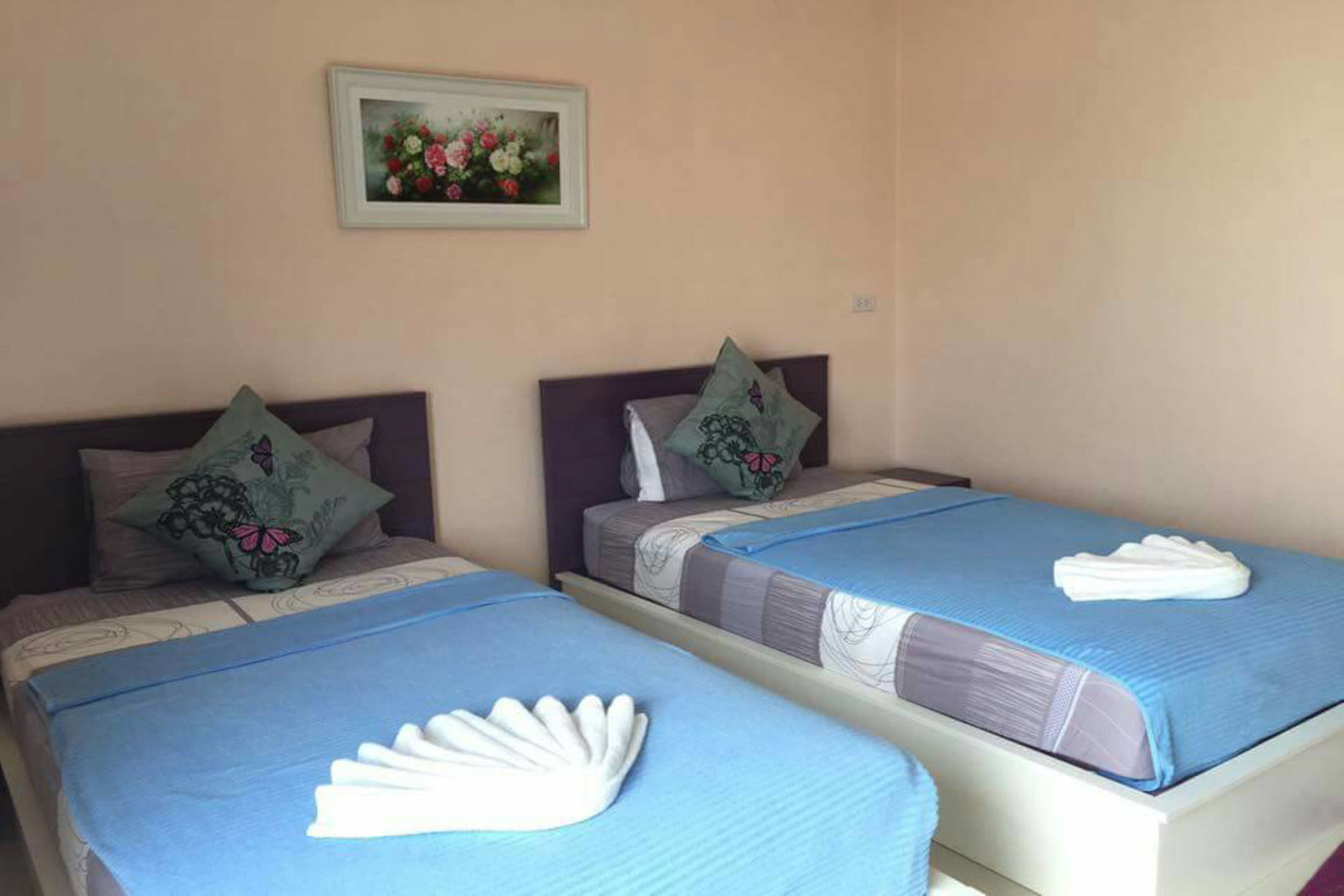 טראנג V-House Hotel מראה חיצוני תמונה
